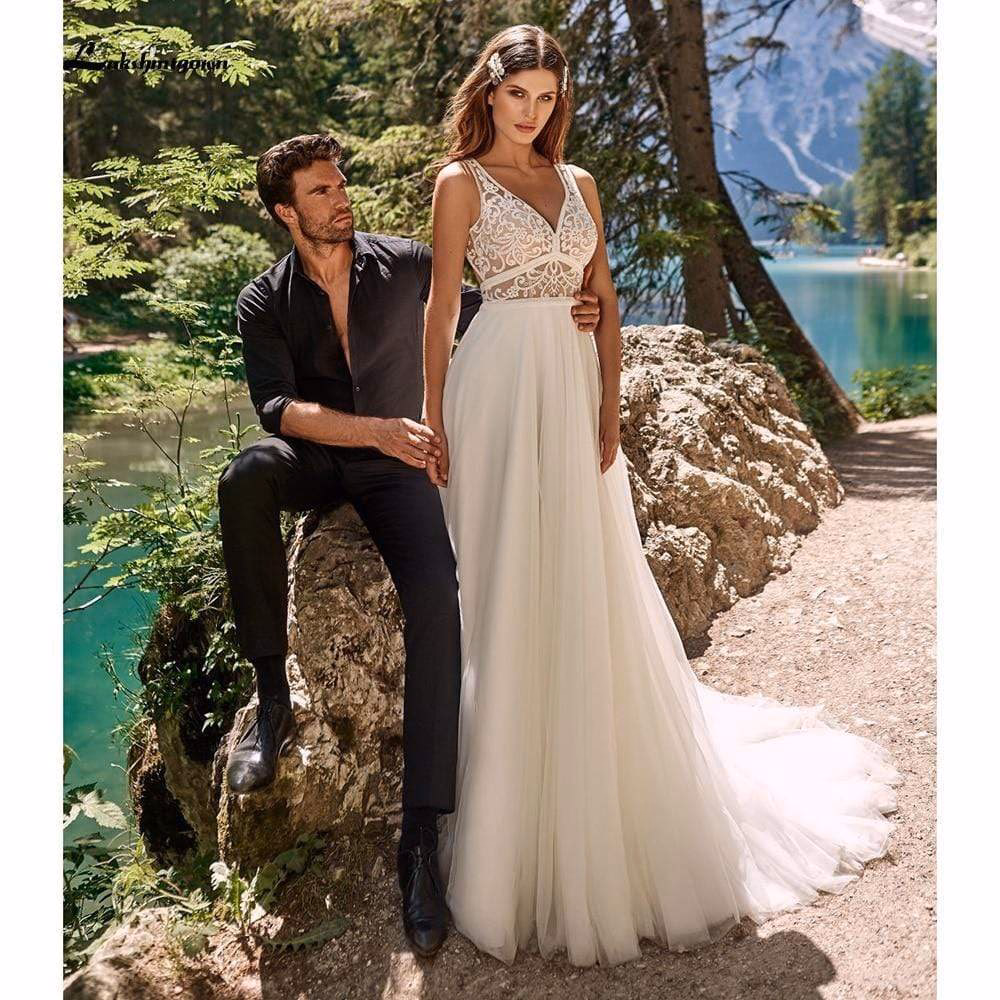 Where can I find the perfect beach wedding dress?