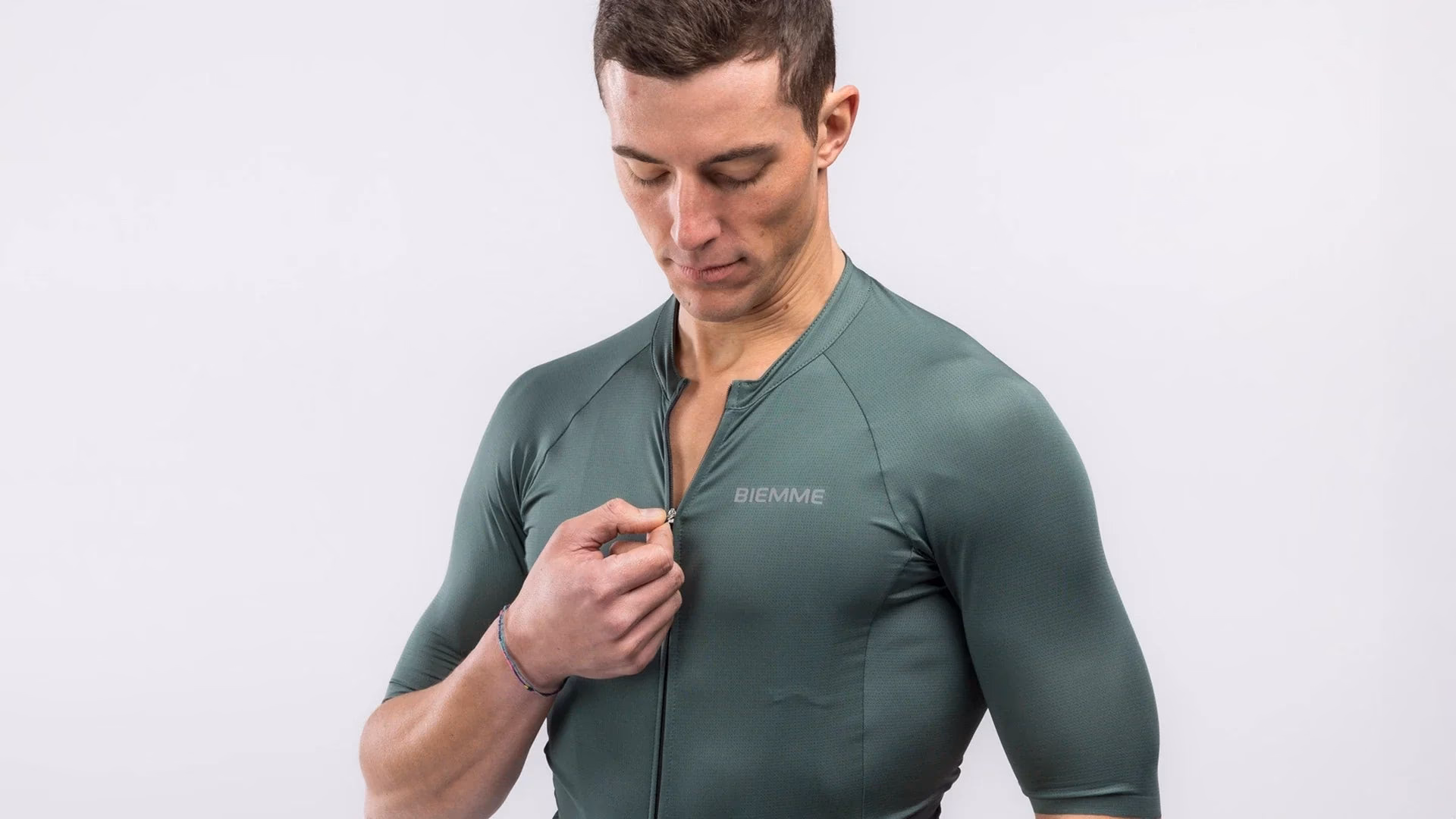 Does Biemme sport offer free shipping?