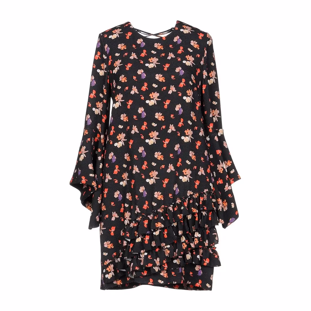 Wat draag je over een jurk?