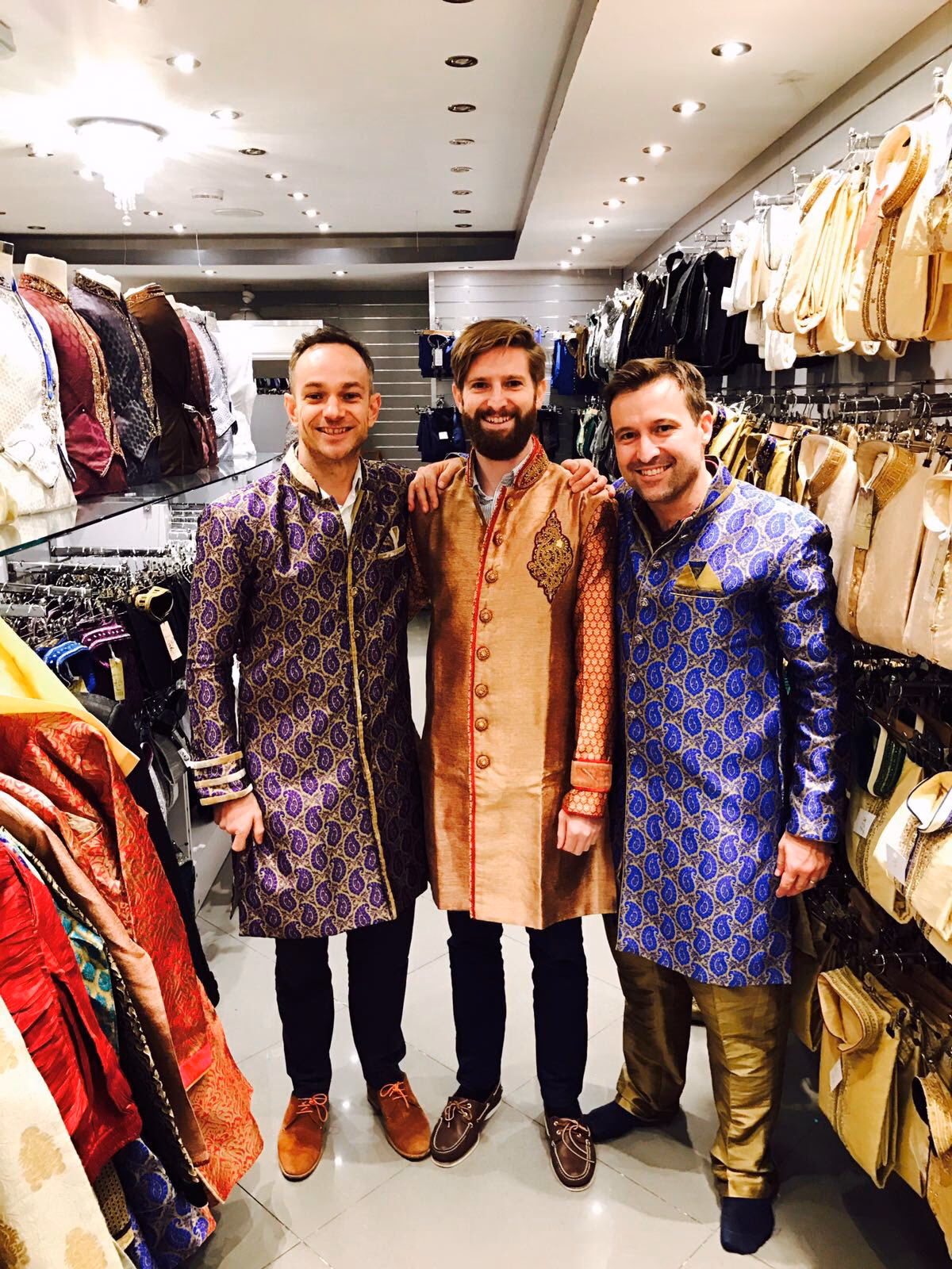 How do I contact cuckooboutique?