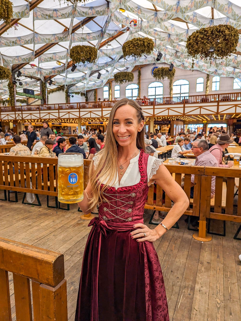 Where to buy dirndl & Lederhosen in Munich?