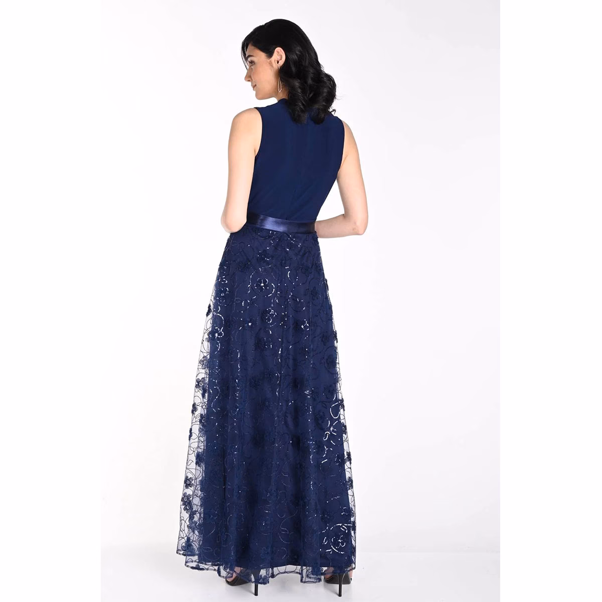 Waar worden Frank Lyman-jurken gemaakt?