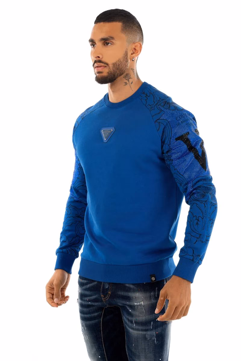 Who is Avenue George V Paris?