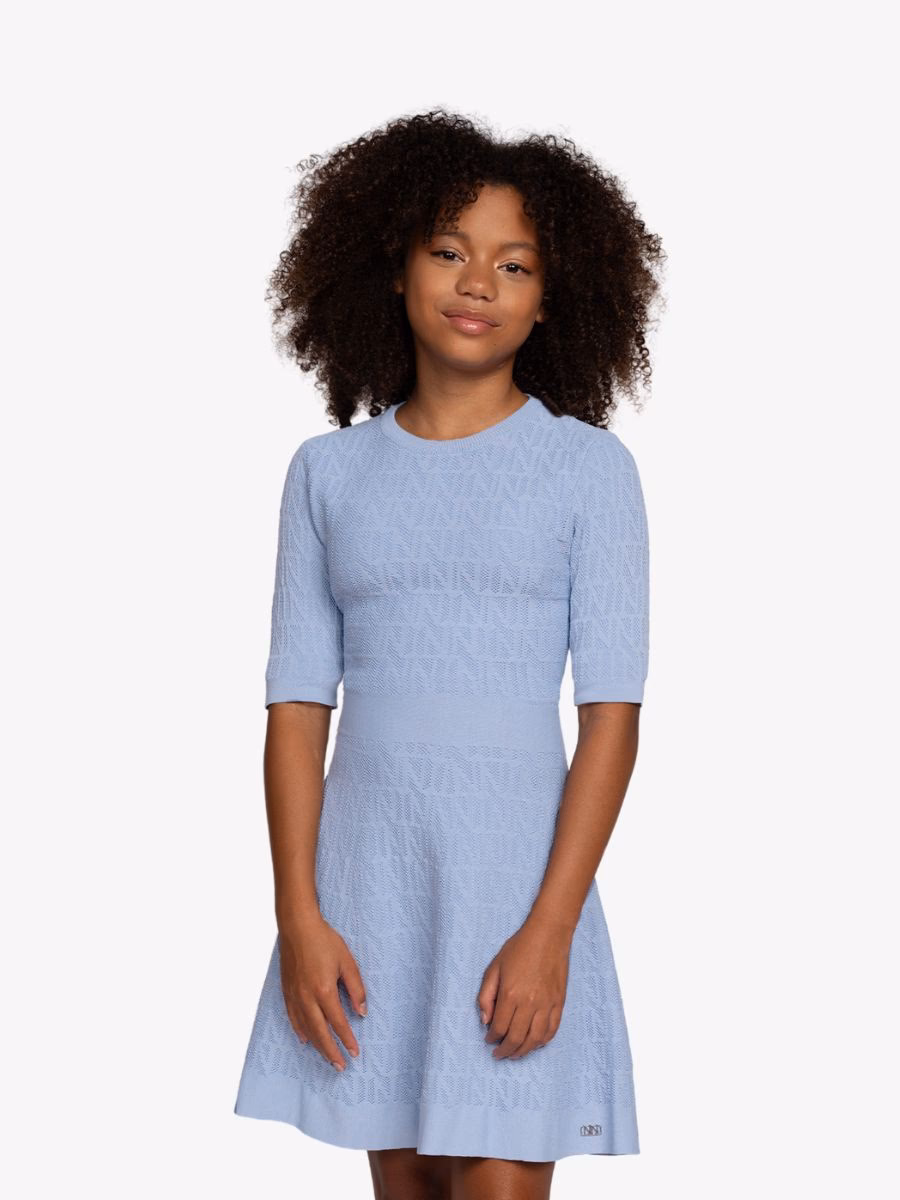 Hoe valt Nik & Nik kleding?