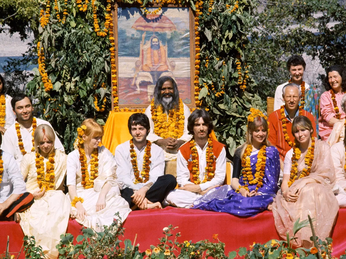 When did the Beatles change fashion?