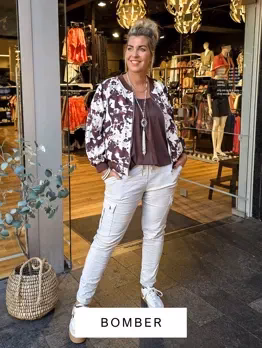 Wat zijn de openingstijden van Maudd Hoogezand?