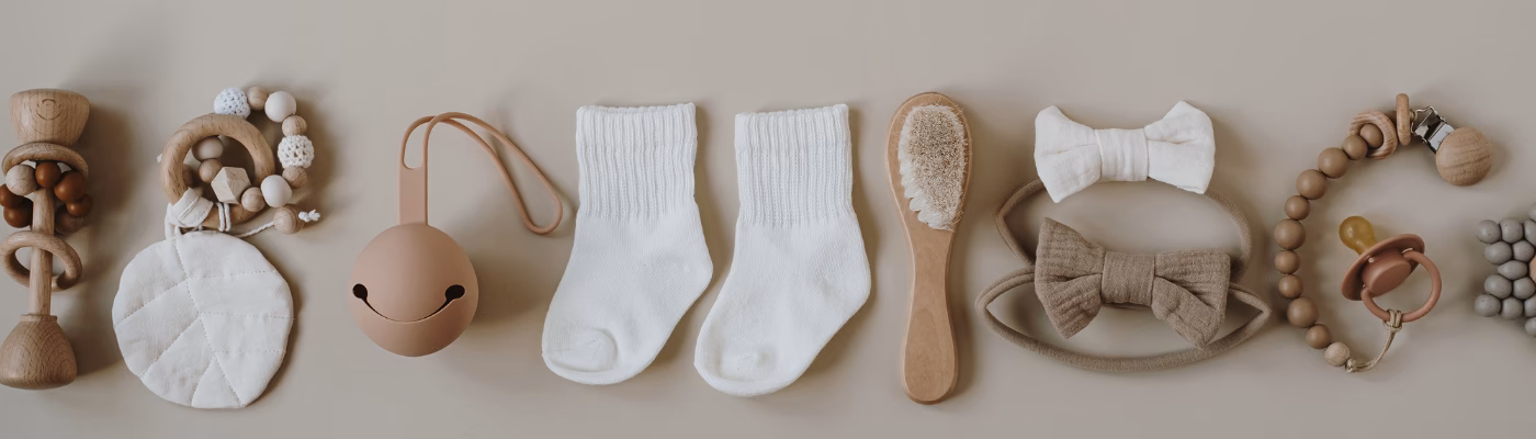 Waarom moet je babykleertjes eerst gewassen worden?