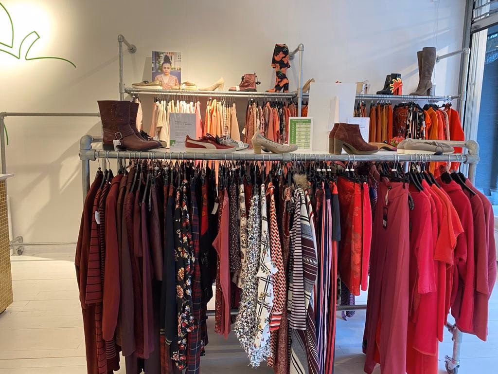 Waar kan ik kleding doneren in Nijmegen?