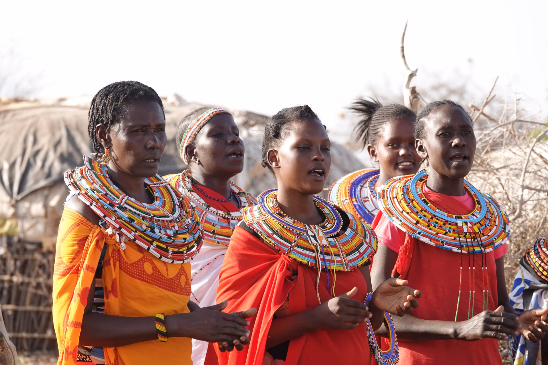 Do Kenyans still wear traditional clothing?