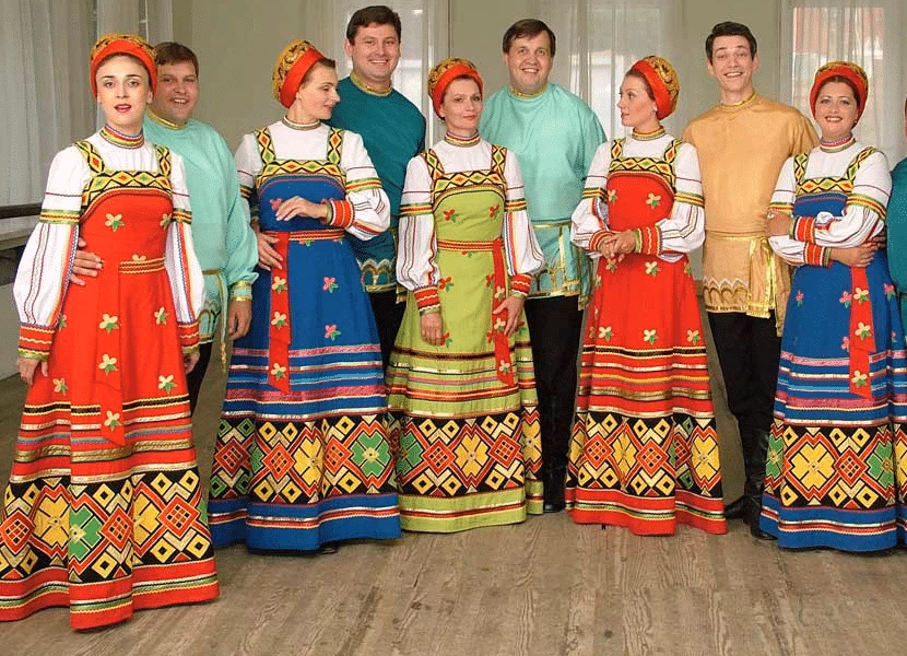 What is a traditional Russian clothing name?