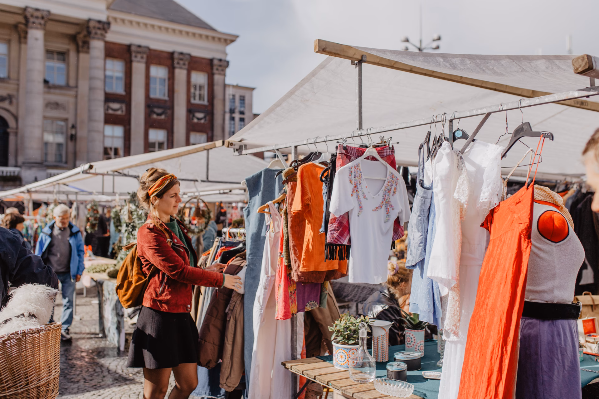 Waar kan ik kleding inleveren in Groningen?