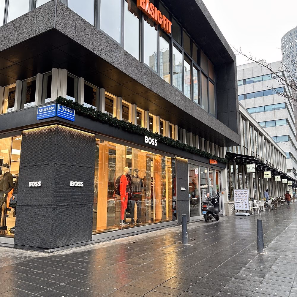 What can you buy at Van Oldenbarneveltstraat?