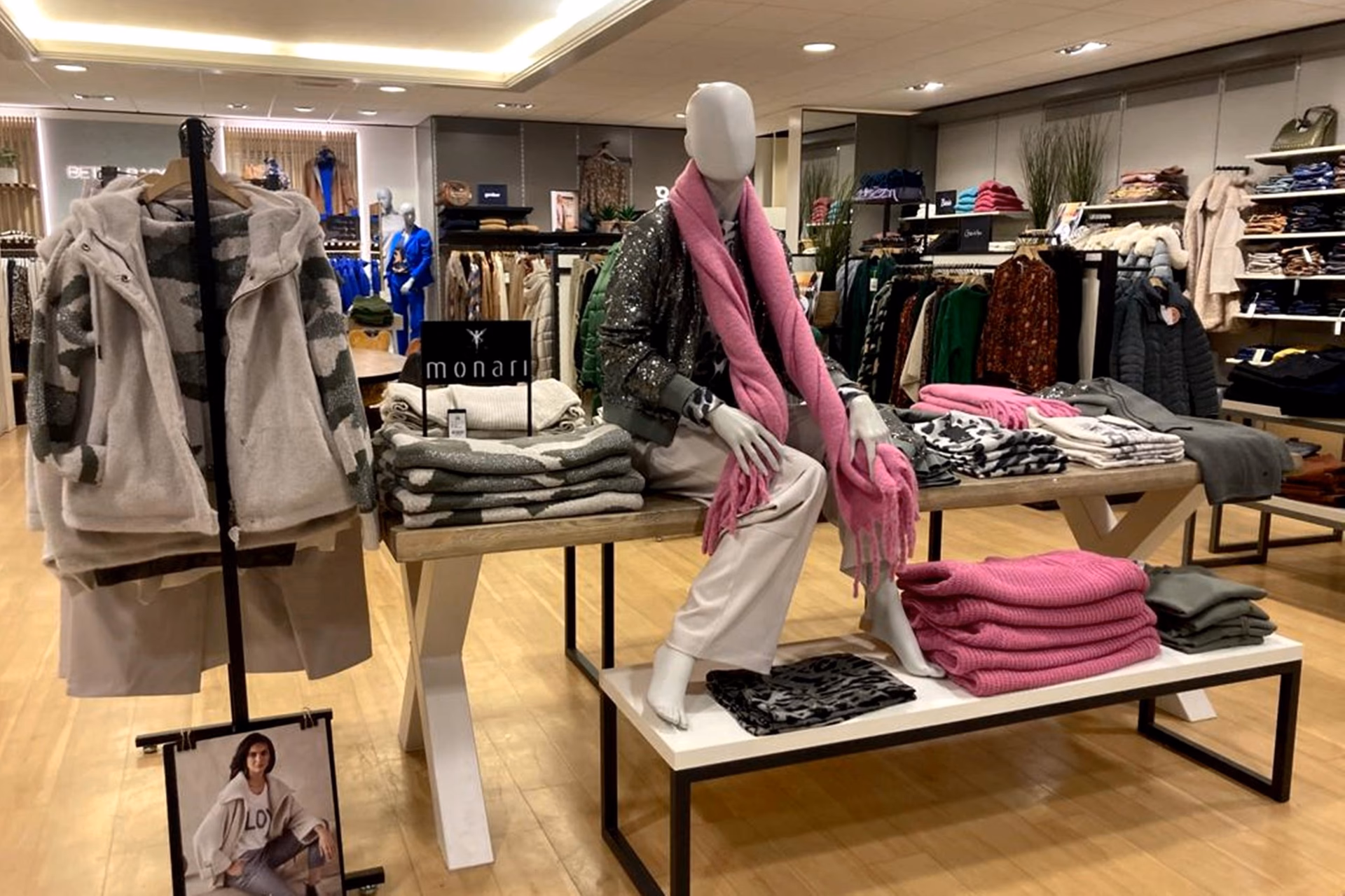 Hoe valt de maat van Opus kleding?