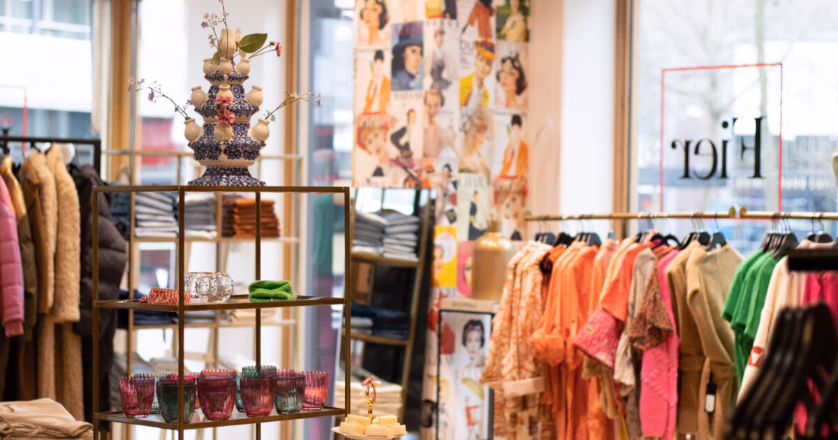 Wat zijn de openingstijden van Claudia Sträter in Enschede?